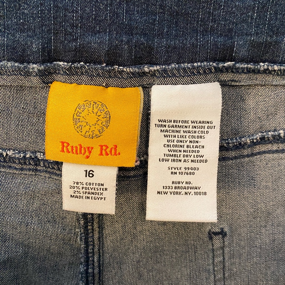 Ruby Rd. Blue Ankle Jeans - Picture 3 of 3